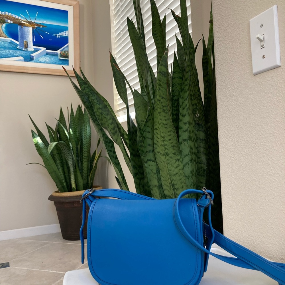 Like New Authentic Coach Saddle 18